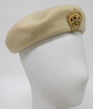 Primary view of object titled 'Beret'.