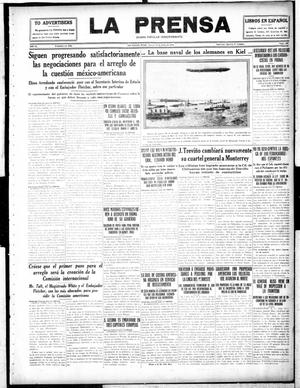 Primary view of object titled 'La Prensa (San Antonio, Tex.), Vol. 4, No. 608, Ed. 1 Thursday, July 13, 1916'.