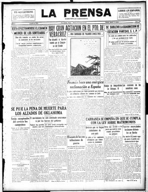 Primary view of object titled 'La Prensa (San Antonio, Tex.), Vol. 5, No. 1006, Ed. 1 Tuesday, August 7, 1917'.