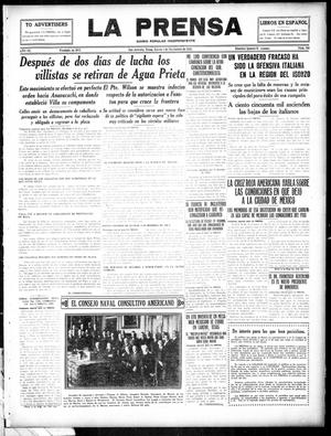 Primary view of object titled 'La Prensa (San Antonio, Tex.), Vol. 3, No. 360, Ed. 1 Thursday, November 4, 1915'.
