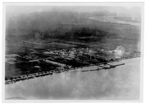Primary view of object titled '[Aerial view of the Pan American Refinery in Destrehan, LA, in 1947]'.