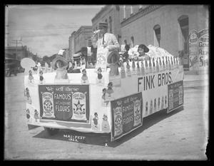 Primary view of object titled '[Fink Brothers Float]'.