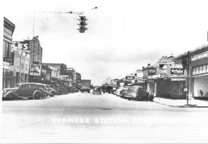 Primary view of object titled '[Business section of Rosenberg taken from Avenue H]'.