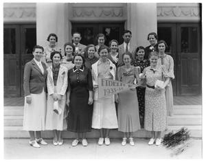 Primary view of object titled '[Members of the Fidelis Sunday School at Howard Payne College]'.