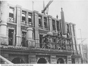 Primary view of object titled '[Capitol Construction]'.