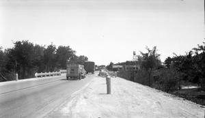 Primary view of object titled '[Construction on U.S. Highway 81]'.