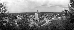 Primary view of object titled '[Panoramic Photograph of Mineral Wells]'.