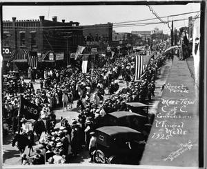 Primary view of object titled 'Street Parade / West Texas C. of C. Convention / Mineral Wells 1925'.