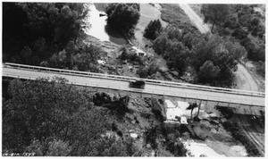 Primary view of object titled '[North San Gabriel River Detour on U.S. Highway 81]'.
