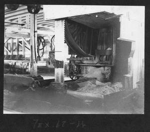Primary view of object titled '[Southern Pine Lumber Company Band Saw]'.