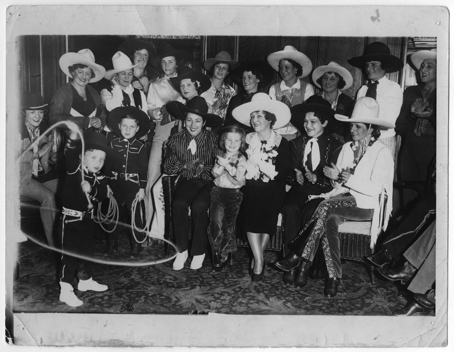 Cowgirls From the Madison Square Garden Rodeo With Mrs. William Randolph Hearst, 1932
                                                
                                                    [Sequence #]: 1 of 1
                                                
