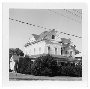 Primary view of object titled '[717 S. Sycamore]'.
