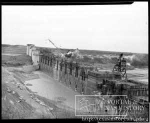 Primary view of object titled '[Whitney Dam #13]'.