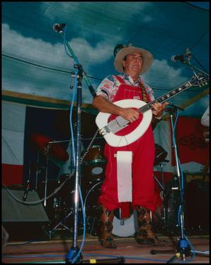 Primary view of object titled '[Leon Carter Performing  with the Texas Funteers]'.