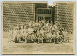Primary view of object titled '[Burnet, Texas Fourth Grade Class Photo]'.