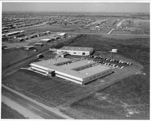 Primary view of Sun Oil Company, Production Research & Development Lab, Richardson, Texas