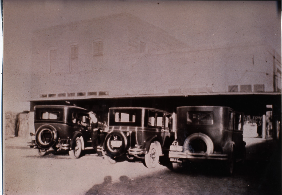 Automobiles, c. 1930
                                                
                                                    [Sequence #]: 1 of 1
                                                