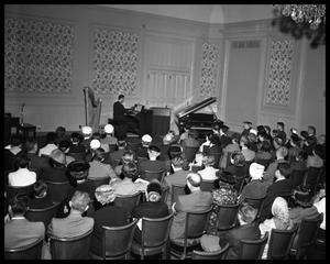 Primary view of object titled 'Austin Organ Club Recital'.