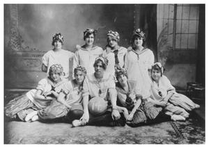 Primary view of object titled '[A Ladies' Basketball Team]'.