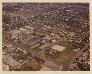 Primary view of object titled '[Aerial Photograph of Hardin-Simmons University Campus]'.