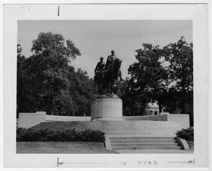 Primary view of object titled '[Statues at Lee Park]'.