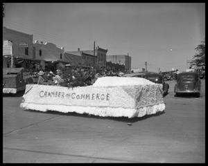Primary view of object titled '[Llano Parade]'.