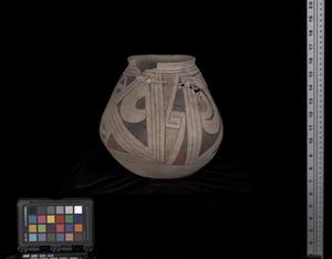 Primary view of object titled 'Casas Grandes Jar'.