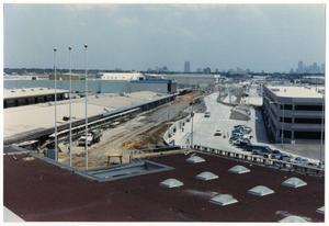 Primary view of object titled '[Dallas Love Field Airport : Construction]'.