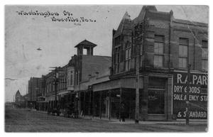Primary view of object titled 'Downtown Beeville in 1917'.