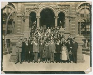 Primary view of object titled '[University of Texas School of Medicine Freshmen Class of 1922]'.