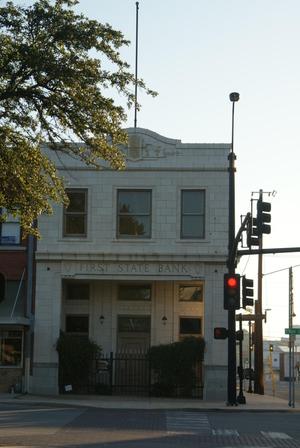 Primary view of object titled 'First State Bank Building Paris Texas'.